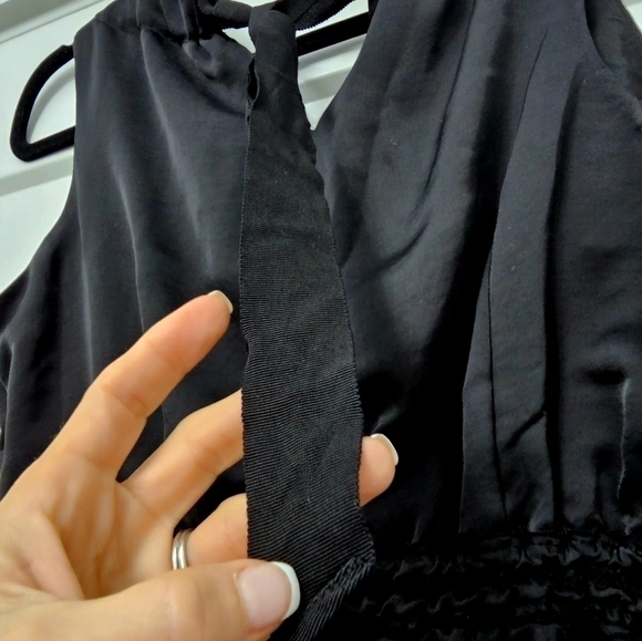 A Pea In The Pod Sleeveless Black Embellished Special Occassion Maternity Dress - Picture 5 of 11